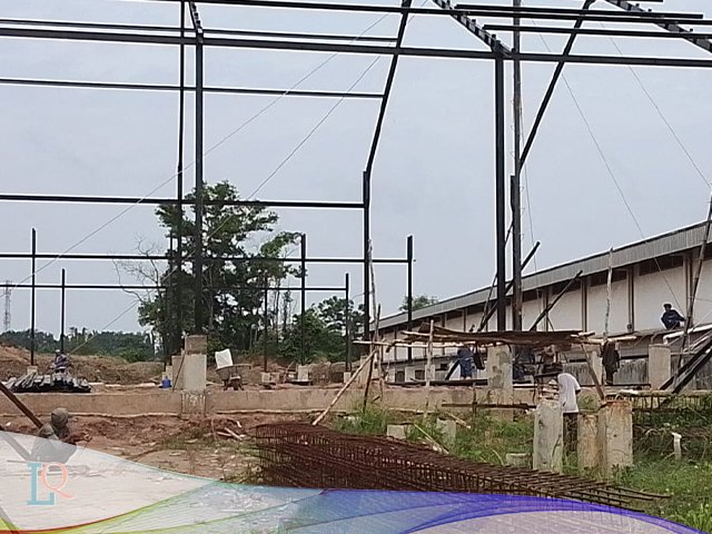 proyek pembangunan gudang