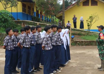 Pelatihan PBB di SMPN 3 Rancabali