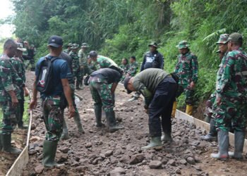 Progres Pengecoran Jalan