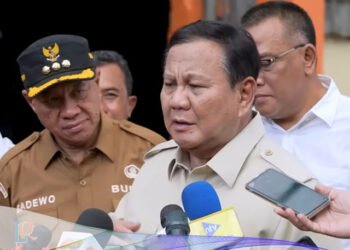 Presiden Prabowo Tinjau Inovasi Pengolahan Sampah Menjadi Genteng di TPST BLE Banyumas