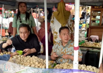 Pempek Tumpah Palembang