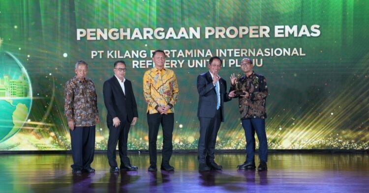 Empat Kali Berturut-Turut, Pertamina Patra Niaga Kilang Plaju Kembali Pertahankan PROPER Emas 2025