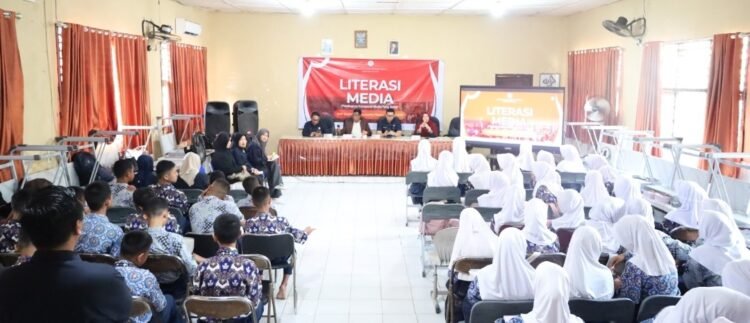 KPID Sumsel Edukasi Pelajar SMPN 35 Palembang, Dorong Konsumsi Media Sehat di Era Digital