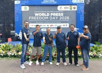 Pengurus dan anggota SMSI Semarakan Fun Walk World Press Freedom Day 2026 yang Digelar Dewan Pers