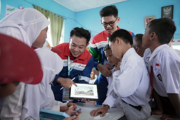 Hari Pendidikan Nasional: Kilang Plaju Dukung Pendidikan Bermutu untuk Masa Depan Gemilang