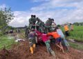 Mobil Matrial Terjebak di Lumpur