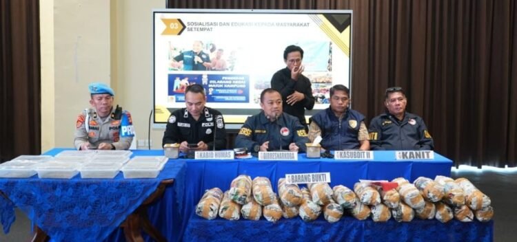 Tegas! Polda Sumsel Sikat Sindikat Ganja yang Sempat Aniaya Kanit Intelkam di Desa Batu Jungul