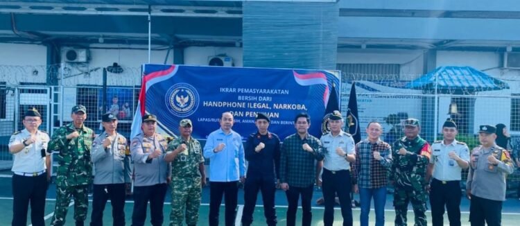 Rutan Kelas I Palembang Gelar Penggeledahan Bersama APH, Wujudkan Pemasyarakatan Bersih dari Handphone Ilegal dan Narkoba