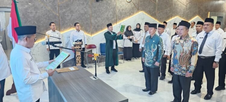 Lantik Pejabat Baru, Kakanwil Kemenag Sumsel Tekankan Peningkatan Layanan KUA dan Humas