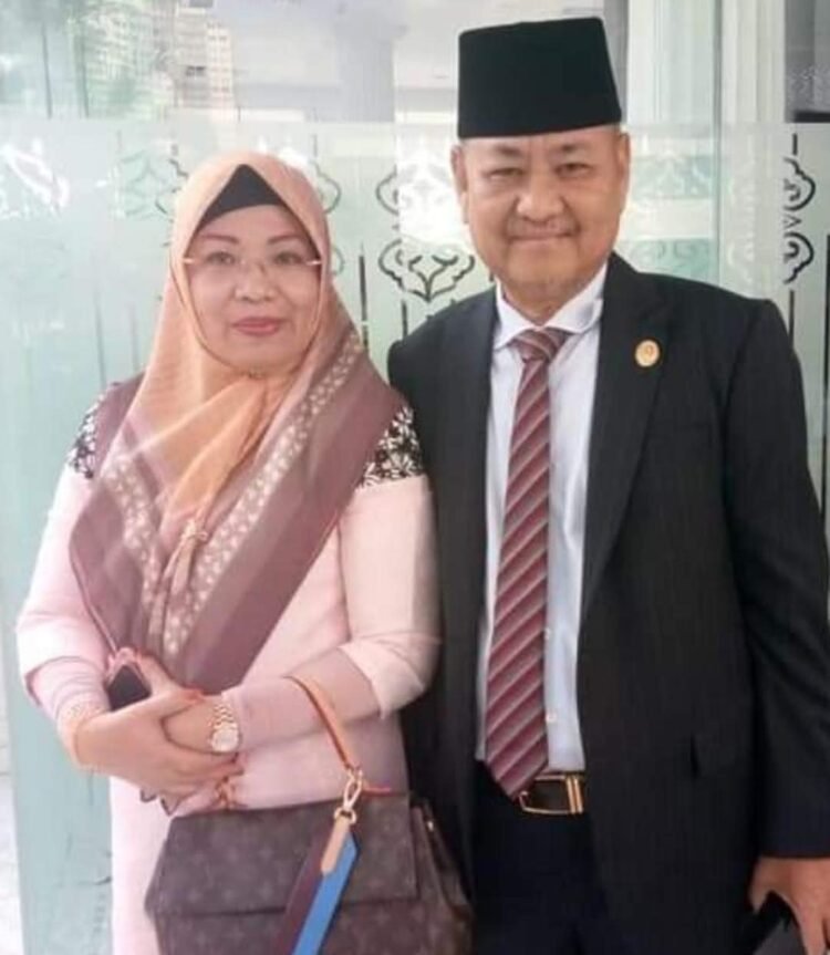 Lika Liku Kehidupan Chairul S Matdiah Menjadi Pengacara ada Dalam Bukunya Toga Hitam