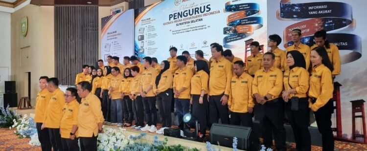 Ketua DPRD Sumsel Andie Dinialdie Titip Pesan Persatuan untuk AMKI Sumsel