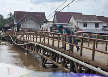 Penghubung Desa Penyandingan