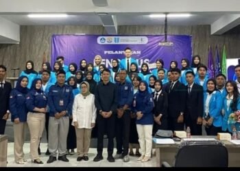 Dekan Agus Srimudin Resmi Lantik Lima Ormawa FIKOM USS Periode 2026