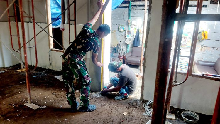 Di Balik Plafon yang Terpasang, Ada Doa dan Harapan Ibu Sriyanti yang Akhirnya Terjawab