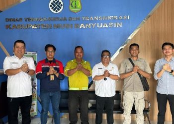 PEMKAB MUBA AJAK DUNIA USAHA WUJUDKAN HUBUNGAN INDUSTRIAL HARMONIS MELALUI PENYUSUNAN PERATURAN PERUSAHAAN