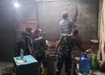 Satgas TMMD ke-129 Kodim 0418/Palembang Terus Kebut Rehab RTLH Milik Ibu Sumilah