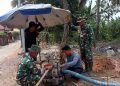 Tak Kenal Lelah, Satgas TMMD Ke-129 Kodim 0418/Palembang Terus Berjuang Lanjutkan Pengerjaan Sumur Bor Demi Air Bersih untuk Mushola Hidayatullah