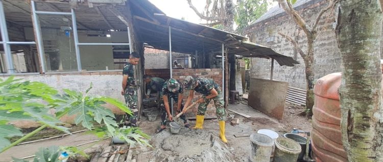 Hari Kedelapan TMMD ke-129, Pembangunan RTLH Bapak Fernando Terus Dikebut, Harapan Memiliki Rumah Layak Kian Dekat