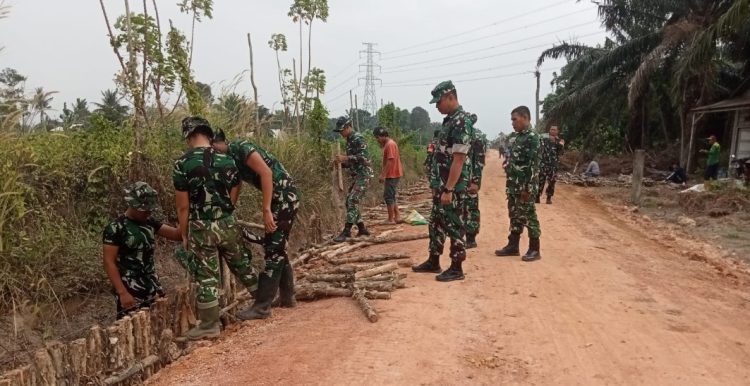 Jalan Impian Warga Mulai Dibangun dari Cerucuk Gelam, Dansatgas TMMD Kodim 0418/Palembang Pastikan Pembangunan Jalan Terus Berjalan