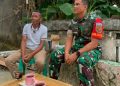 Dansatgas TMMD Kodim 0418/Palembang Kolonel Arh Erik Novianto, S.Sos. Komsos Bersama Tokoh Masyarakat di Lokasi TMMD Ke-129
