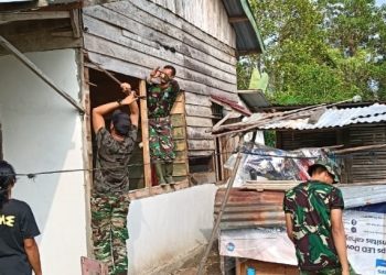 TMMD Kodim 0418/Palembang Dihari Ke-11, Di Balik Dinding yang Roboh Tumbuh Harapan Baru Ibu Sriyanti