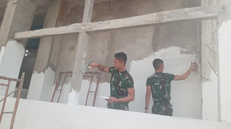 Hari Ke-11 TMMD Kodim 0418/Palembang, Rehab Mushola Baitul Magfurin Memasuki Tahap Finishing, Warga Nantikan Tempat Ibadah yang Lebih Nyaman