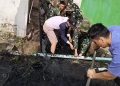 Dari Selokan Penuh Lumpur, Kebersamaan Dihidupkan: Kisah Humanis TMMD Ke-129 Kodim 0418/Palembang