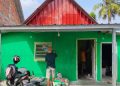 Hari ke-12 TMMD Kodim 0418/Palembang, Senyum Ibu Sumilah Kian Merekah Melihat Rumahnya Nyaris Selesai