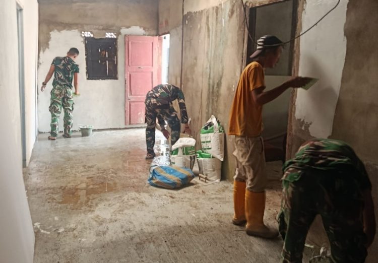 Di Hari Ke-15 TMMD, Harapan Bapak Karyo Perlahan Menjelma Lewat Dinding Rumah yang Kian Kokoh