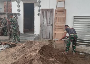 Hari Ke-16 TMMD, Satgas Kodim 0418/Palembang Fokus Rampungkan Mushola Baitul Magfurin untuk Warga Talang Jambe