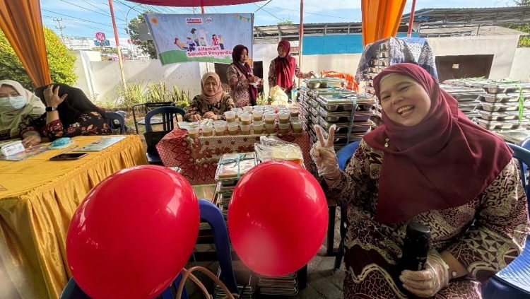 Bersama Cussons Baby, Alfamart Sahabat Posyandu Layani 2.800 Ibu dan Anak