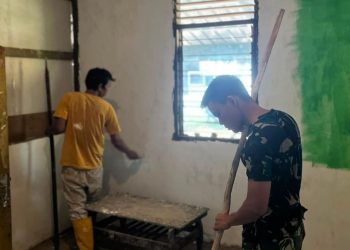 Hari Ke-18 TMMD Kodim 0418/Palembang, Ketika Warna Baru Menjadi Penanda Harapan di Rumah Bapak Karyo