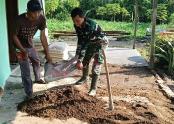 Hari Ke-18 TMMD Kodim 0418/Palembang, Rehabilitasi Rumah Ibu Suwarni Masuk Tahap Akhir
