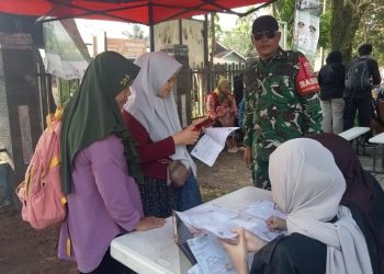 Belajar dari Lapangan, Mahasiswa FK Unsri Menyaksikan Langsung Peran TMMD Kodim 0418/Palembang Membangun Desa
