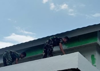 Hari Ke-19 Dari Pagi Hingga Sore, Satgas TMMD Tuntaskan Finishing Mushola Al Magfurin