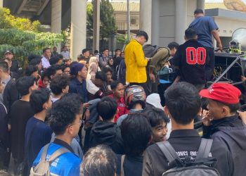 Hukum Harus Adil untuk Semua” Ratusan Mahasiswa Desak Kejari Palembang Usut Tuntas Dugaan Korupsi