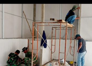 Hari Ke-19 Melamir Dinding hingga Pasang Partisi, Rehab RTLH TMMD Masuki Tahap Penyempurnaan