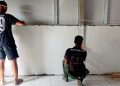 Hari Ke-20 Satgas TMMD Ke-129 Kodim 0418/Palembang Percepat Rehab Rumah Ibu Sriyanti, Wujud Nyata Kepedulian TNI kepada Warga