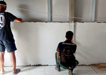 Hari Ke-20 Satgas TMMD Ke-129 Kodim 0418/Palembang Percepat Rehab Rumah Ibu Sriyanti, Wujud Nyata Kepedulian TNI kepada Warga
