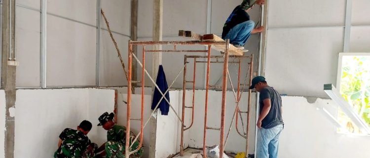 Hari Ke-20 TMMD, Rehab Rumah Ibu Sriyanti Masuki Tahap Penyempurnaan