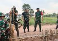 Katim Wasev TMMD : Sinergi Satgas TMMD dan Warga Percepat Penyelesaian Jalan 750 Meter, Bukti Nyata Semangat Membangun Bersama