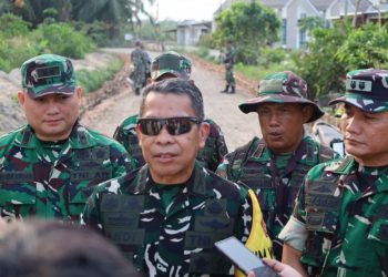 Katim Wasev Pastikan Pembangunan Jalan 750 Meter TMMD Ke-129 Sesuai Standar Kualitas
