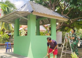 Satgas TMMD ke-129 Kodim 0418/Palembang Selesaikan Pengecatan dan Pembersihan Pos Kamling di Talang Jambe