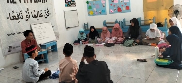 Sumur Bor TMMD Kodim 0418/Palembang Selesai Dibangun, Air Bersih Menjadi Berkah bagi Ratusan Santri Rumah Tahfidz Al Fatihah