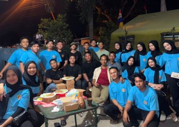 Hangatnya Kebersamaan Karang Taruna dan Satgas TMMD di Poskotis, Persaudaraan Makin Erat