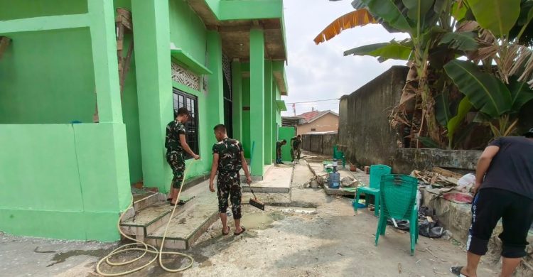 H-1 Penutupan TMMD ke-129, Mushola Baitul Maghfurin Terus Dipoles