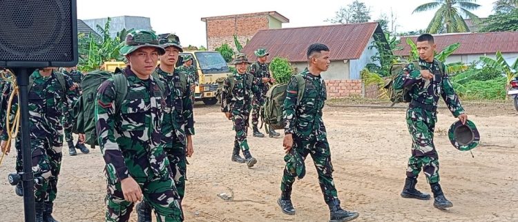 Satgas TMMD ke-129 Gelar Gladi Upacara Penutupan di Lapangan Sepak Bola kelurahan Talang Jambe