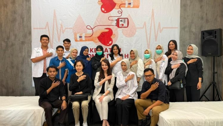 Semarak Kemerdekaan, THE 1O1 Palembang Rajawali Gelar Donor Darah dan Pemeriksaan Kesehatan Gratis