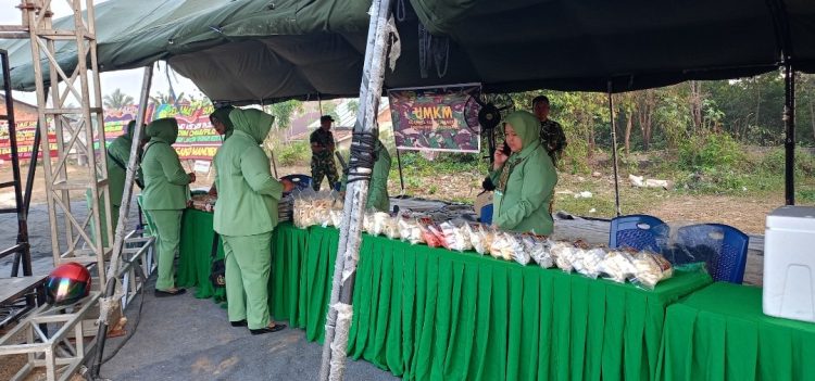 UMKM Binaan Koramil Jajaran Kodim 0418/Palembang Ramaikan Stand Penutupan TMMD ke-129