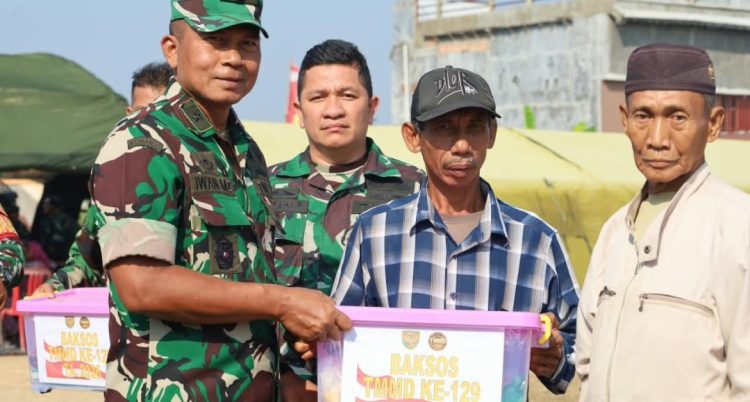 Penutupan TMMD ke-129 Kodim 048/18 Palembang Diwarnai Bakti Sosial untuk Masyarakat